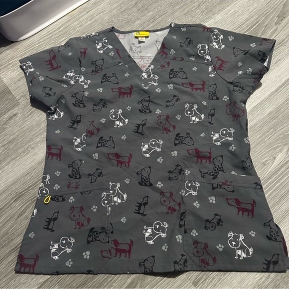 WonderWink dog scrub top - Picture 1 of 3